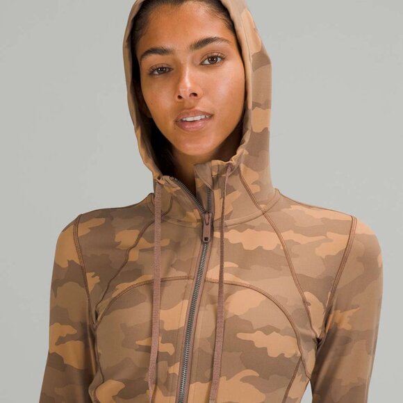 Lululemon Hooded Define Jacket Nulu Heritage 365 Camo Beige Multi, size 8 - Picture 6 of 7